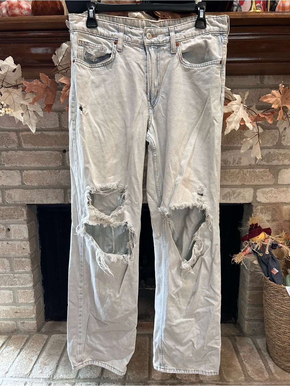 Women's Light Blue Distressed Straight-Leg Jeans EUC